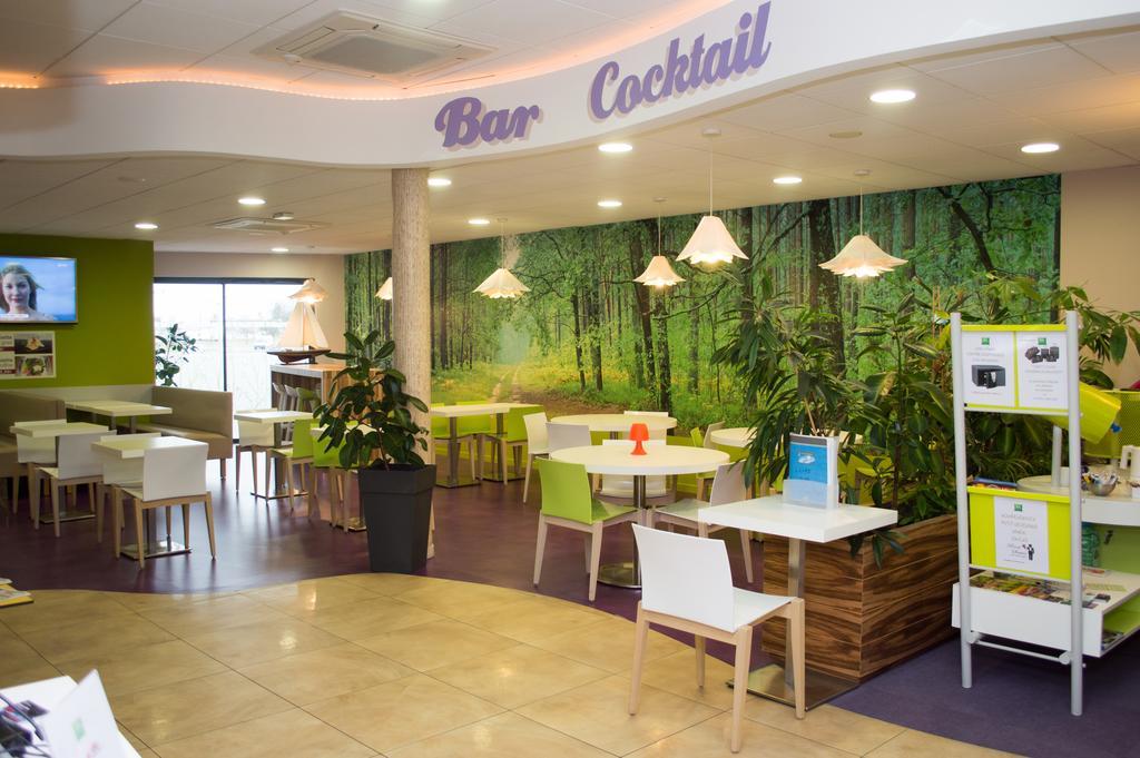 Ibis Styles Villeneuve Sur Lot Exterior photo